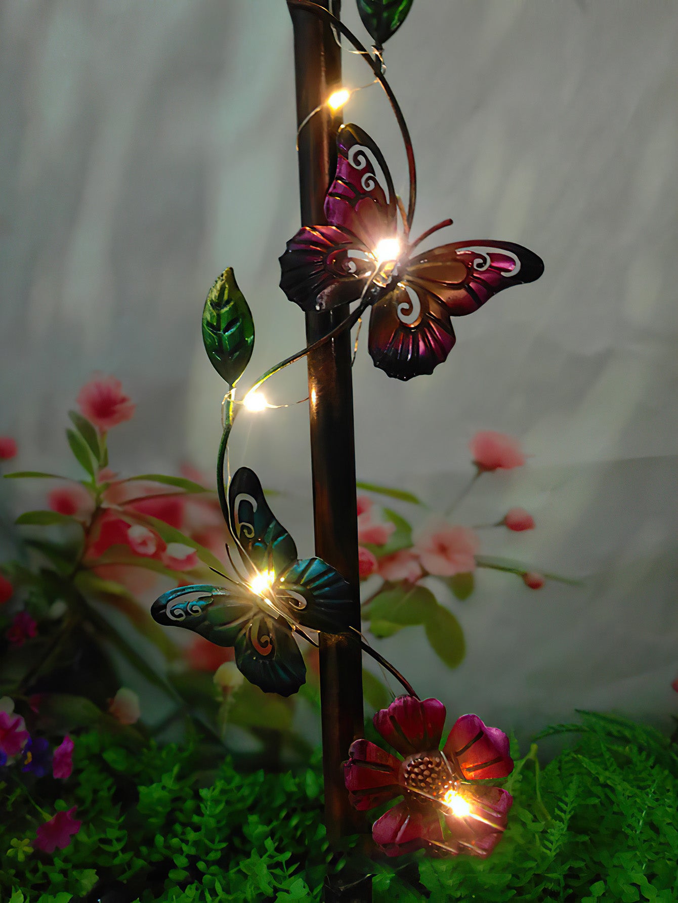 Iron butterfly dragonfly shaped garden decorative light -3 options