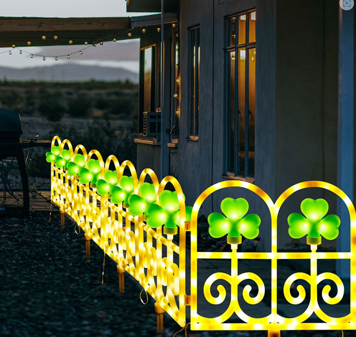 Mushroom/Clover Solar Fence Light -2 Options